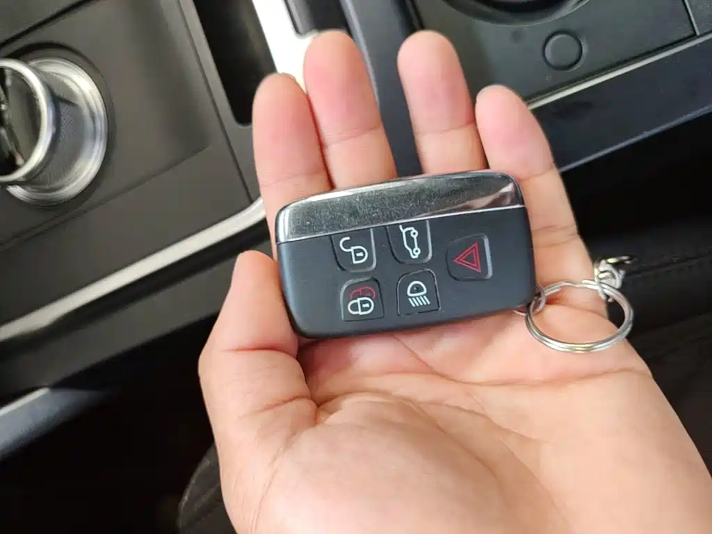 Discovery Shenxing 2016 2.0T HSE купить на сайте DeffCars