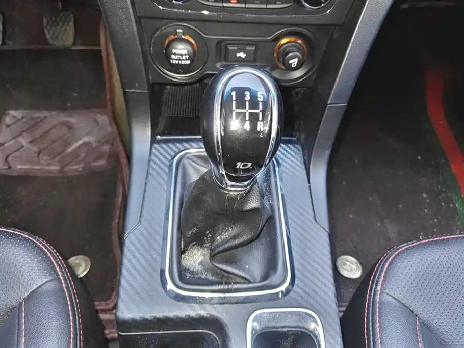 Yuanjing 2017 1.5L Manual Happiness Edition купить на сайте DeffCars
