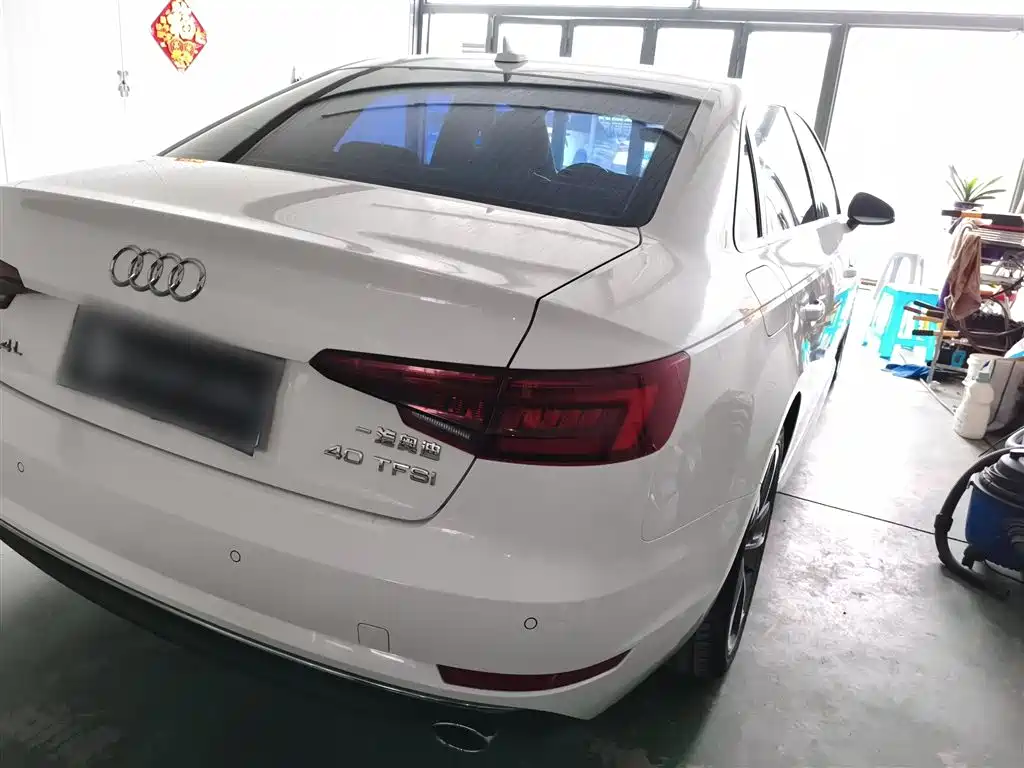 Audi A4L 2018 30th Anniversary Model 40 TFSI Enterprising купить на сайте DeffCars