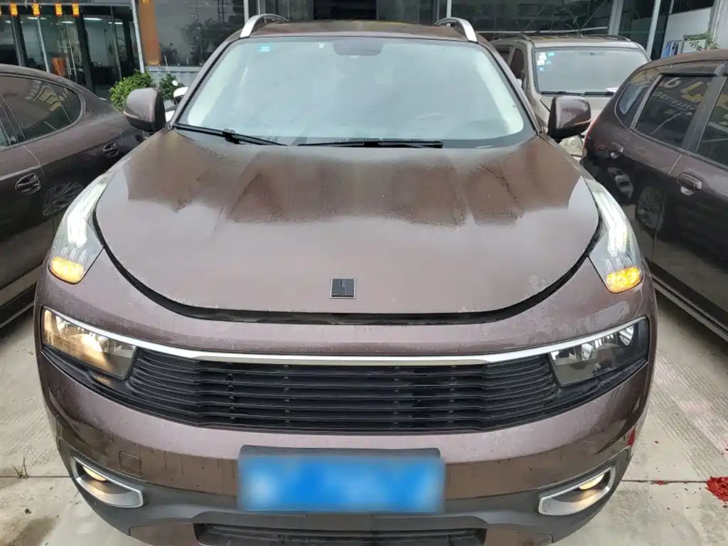 Lynk & Co 01 2017 2.0T two-wheel drive version купить на сайте DeffCars