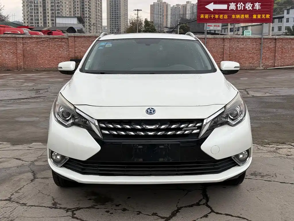 Venucia T90 2017 2.0L CVT Smart Edition купить на сайте DeffCars