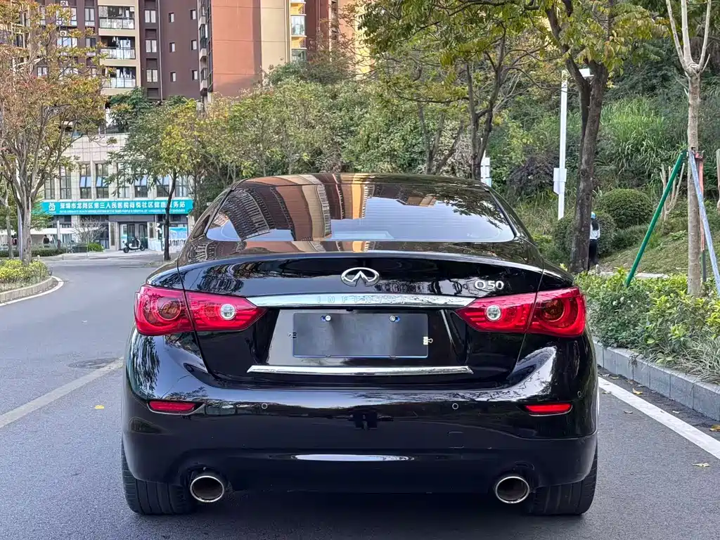 Infiniti Q50 2014 3.7L Comfort Edition купить на сайте DeffCars