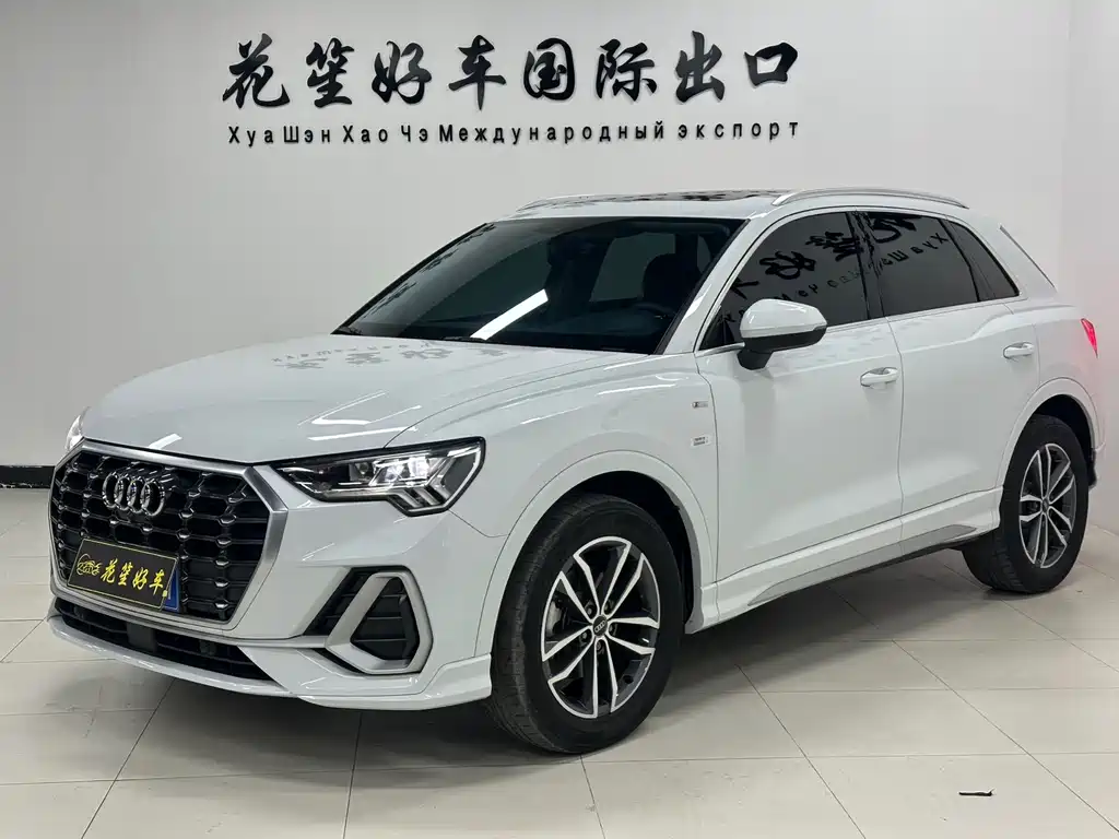 Audi Q3 2022 35 TFSI Fashionable and Dynamic купить на сайте DeffCars