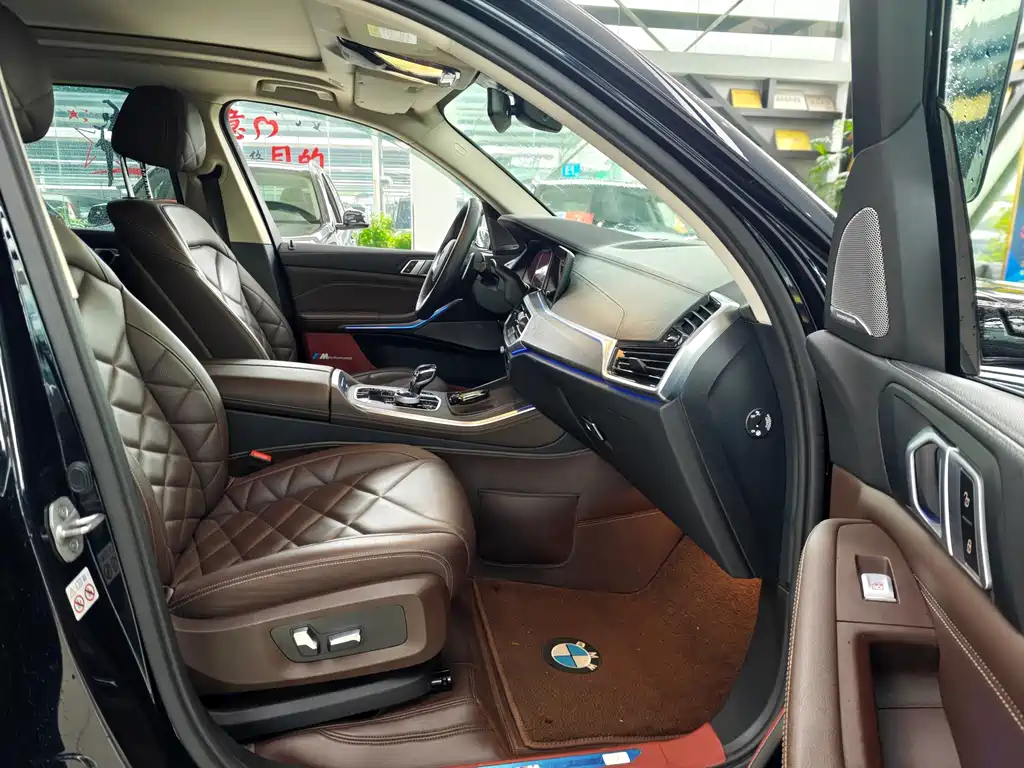 BMW X5 2022 xDrive 30Li Exclusive M Sports Package купить на сайте DeffCars