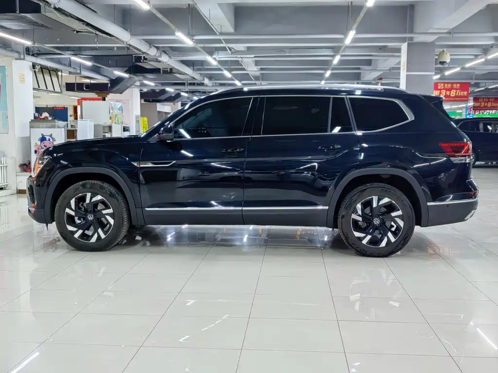 Touron 2021 380TSI four-wheel drive luxury version купить на сайте DeffCars