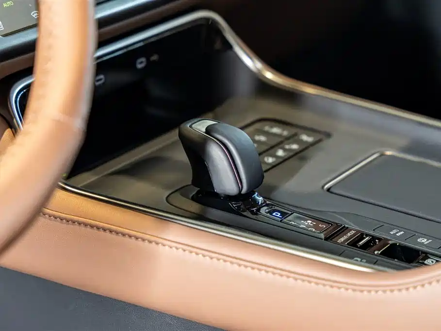 Shiji 2024 3.5L PHEV Basic Edition купить на сайте DeffCars