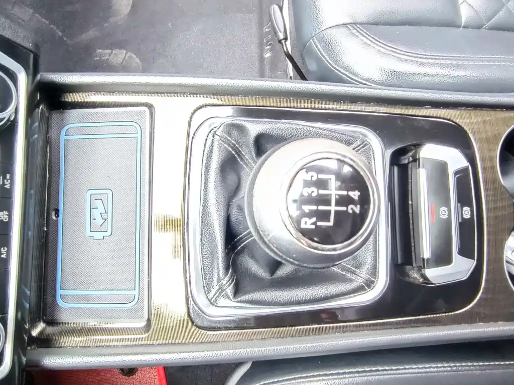 Zotye Z500 2016 1.5T manual premium model купить на сайте DeffCars