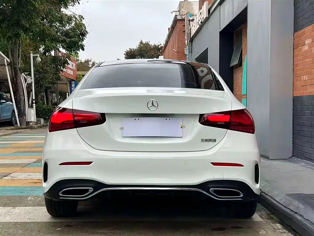 Mercedes-Benz A-Class 2023 A 200 L Fashion Model купить на сайте DeffCars