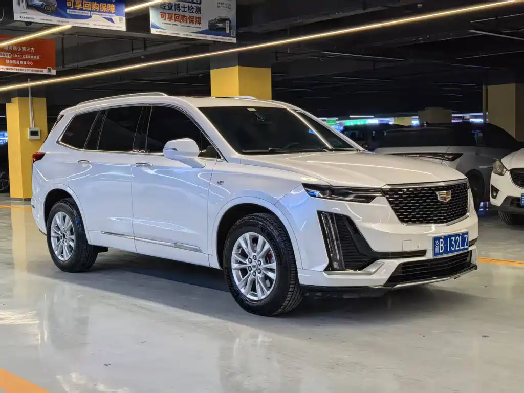 Cadillac XT6 2021 28T six-seat four-wheel drive stylish model купить на сайте DeffCars