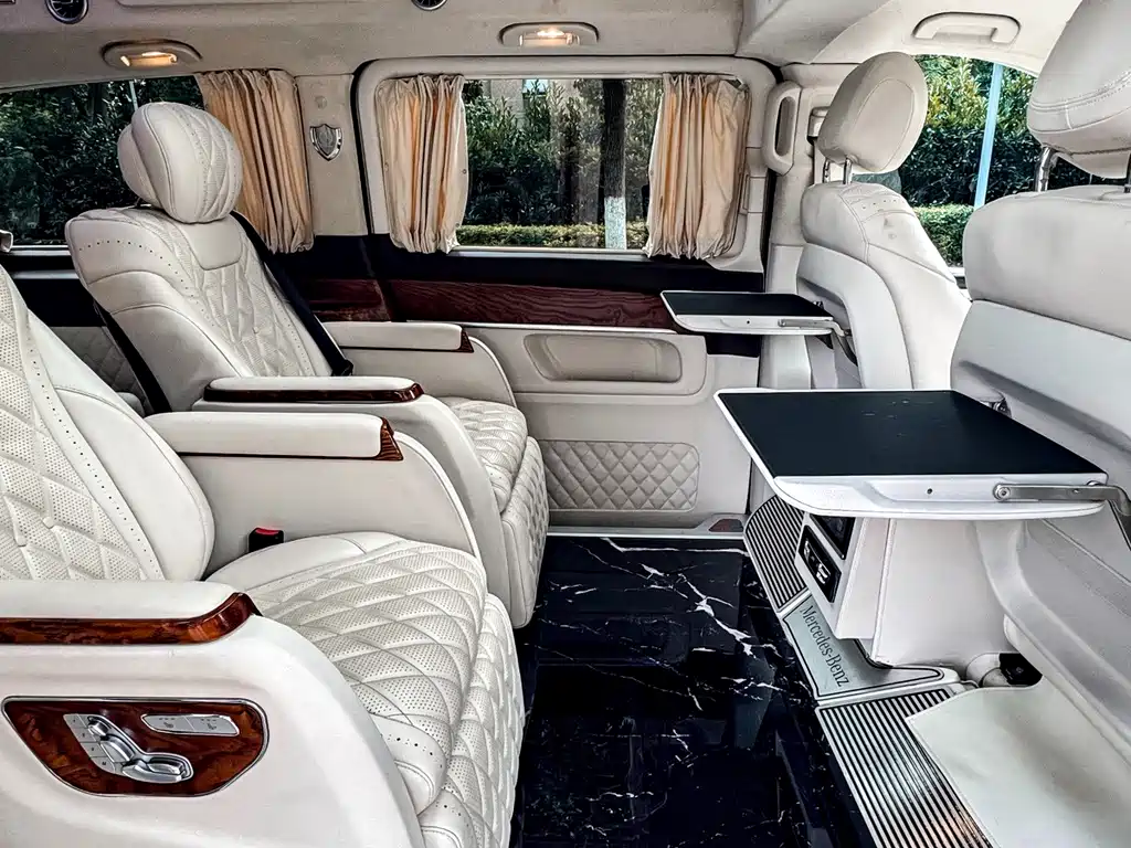 Mercedes-Benz V-Class 2021 V 260 L Long Wheelbase Premium Edition купить на сайте DeffCars