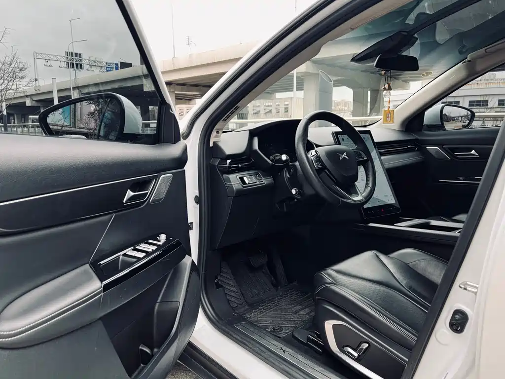 Xpeng G3 2022 G3i 520N+ купить на сайте DeffCars