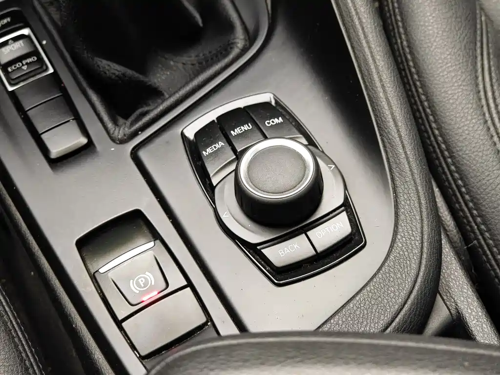BMW X1 2019 sDrive20Li Leading Model купить на сайте DeffCars