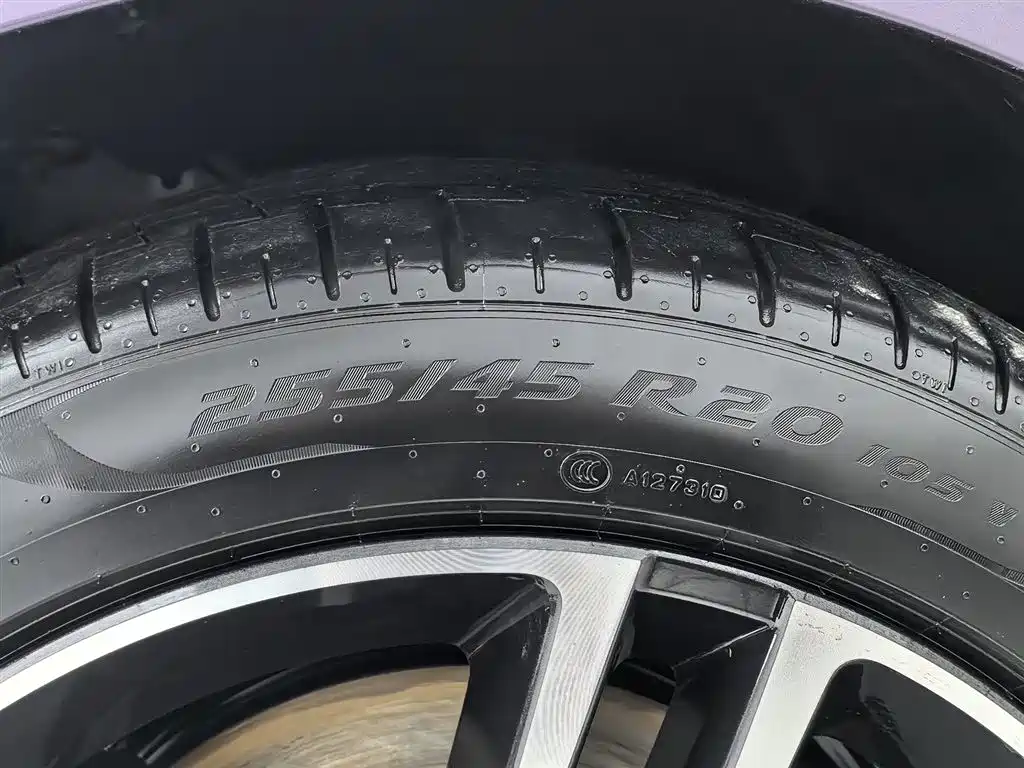 Wenjie M5 2025 extended range Ultra rear-wheel drive version купить на сайте DeffCars