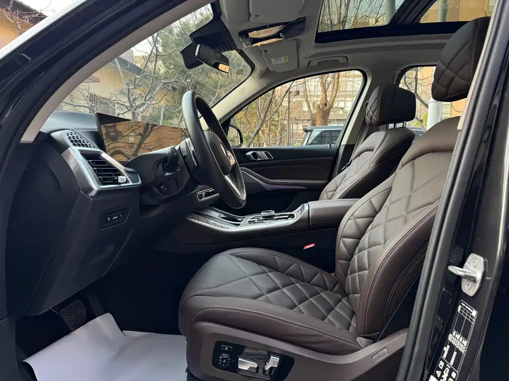 BMW X5 2023 xDrive 40Li M Sports Night Package купить на сайте DeffCars