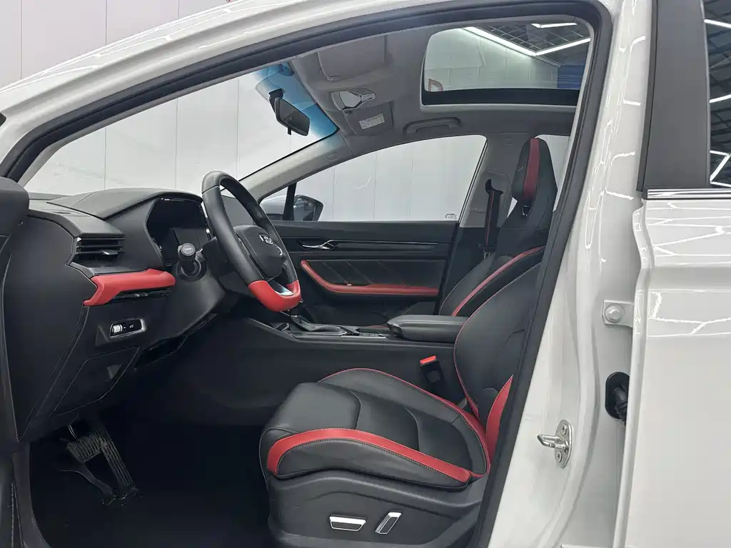 Emgrand S 2021 1.4T CVT premium model купить на сайте DeffCars