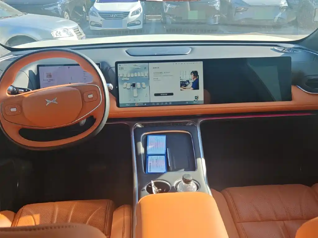 Xpeng G9 2025 model 625 long battery life Max купить на сайте DeffCars