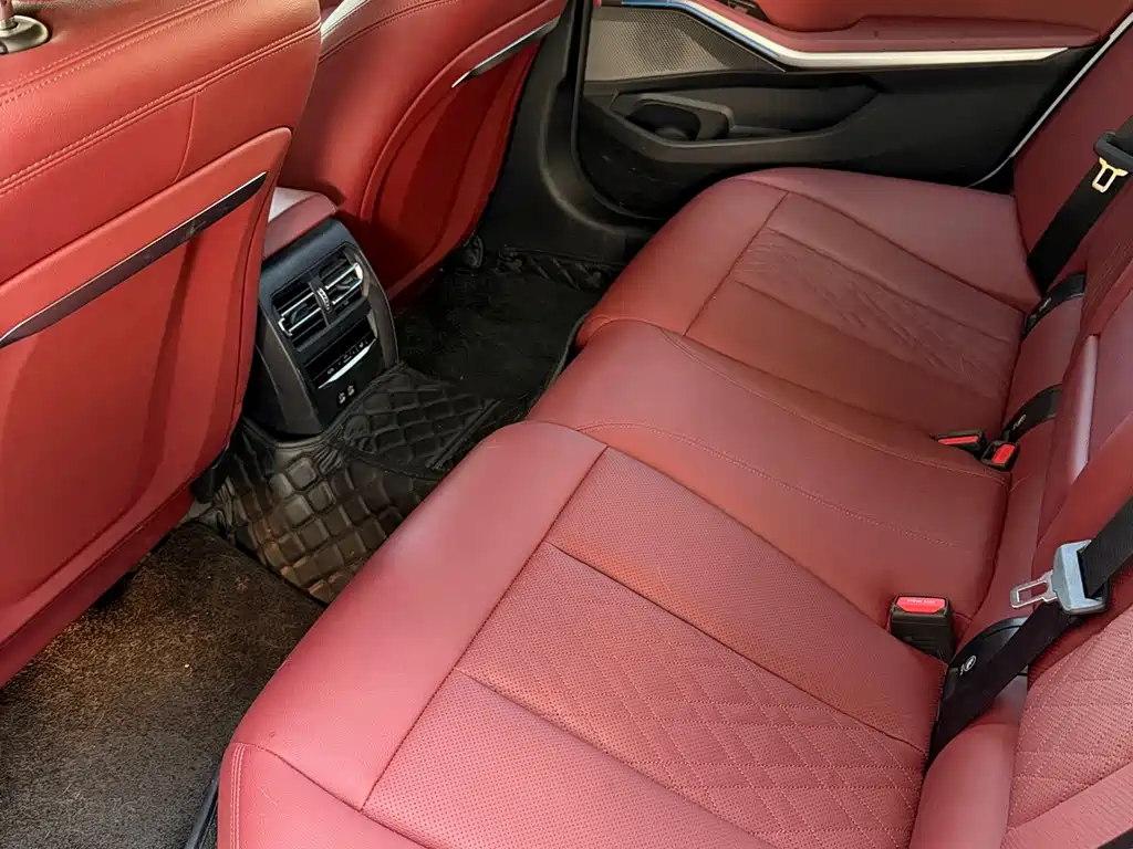 BMW i3 2022 eDrive 35 L купить на сайте DeffCars