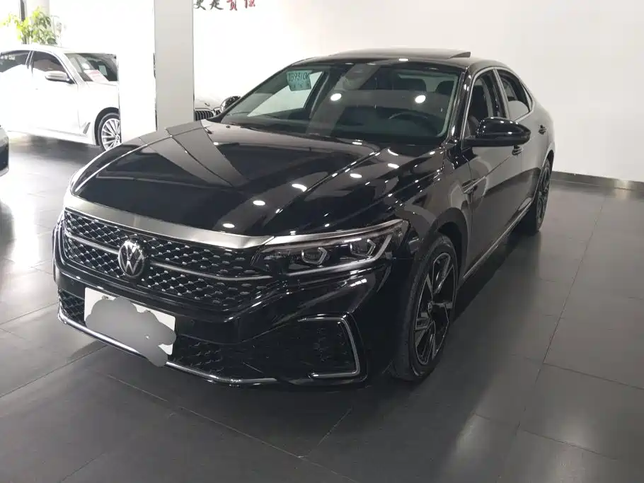 Passat 2022 330TSI Starry Sky Deluxe Edition купить на сайте DeffCars