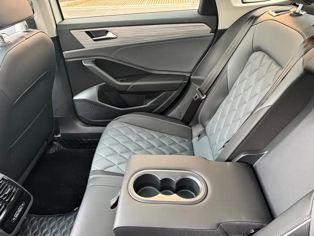 Sagitar 2024 300TSI DSG Super Edition купить на сайте DeffCars