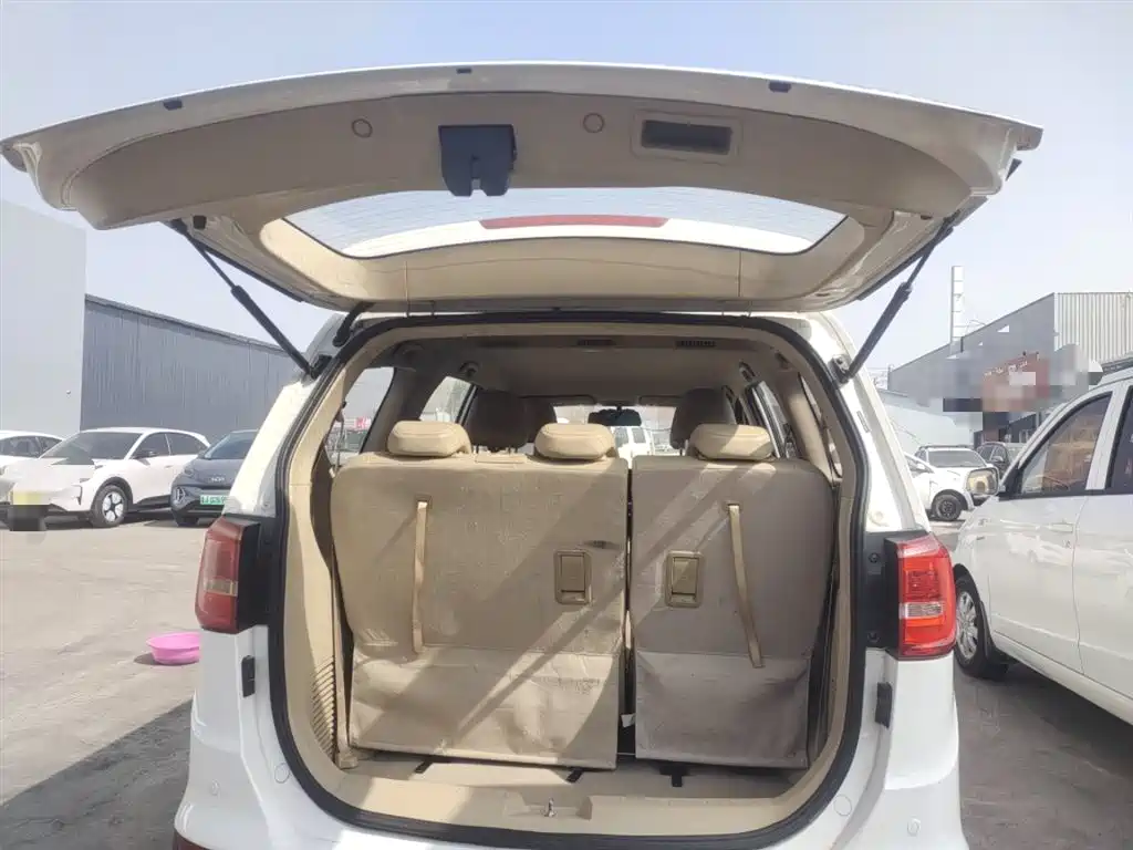Baojun 730 2016 1.5L manual comfort type 7 seats National V купить на сайте DeffCars