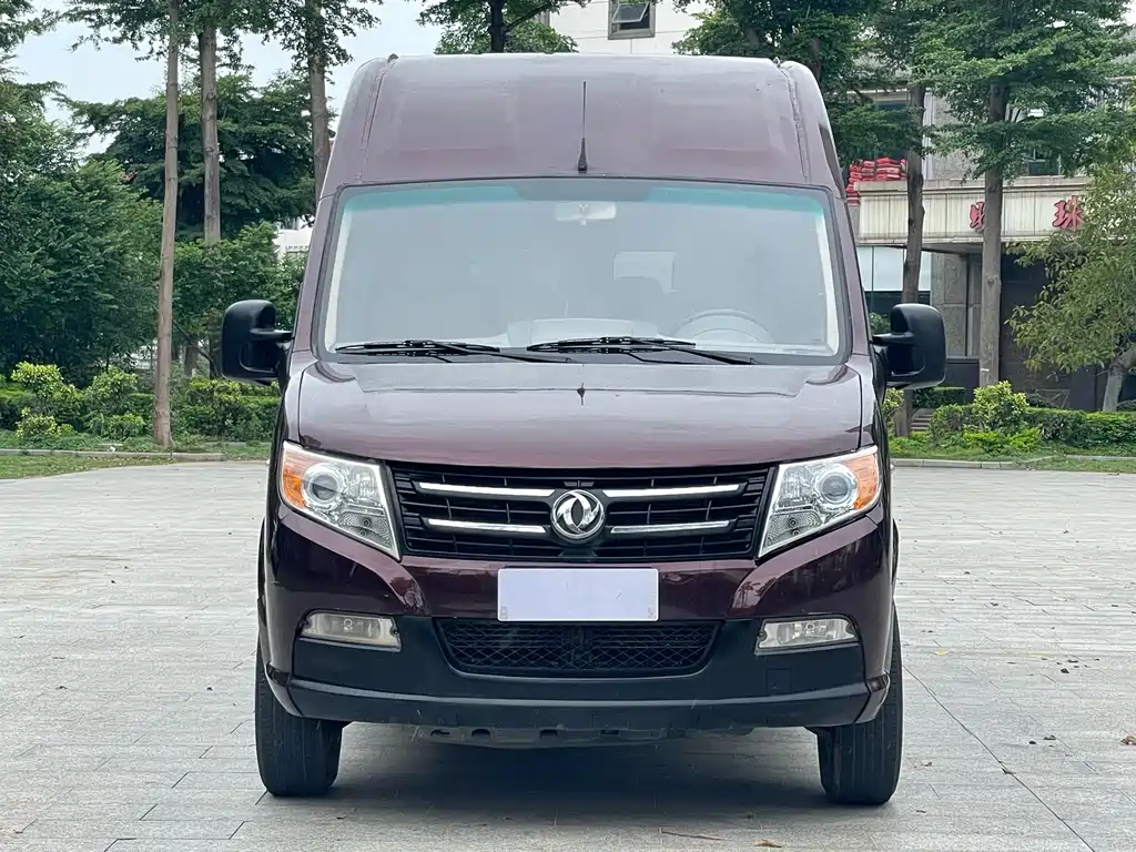 Yufeng 2016 2.5T collar version with high configuration, long axis and high top, National V ZD25 купить на сайте DeffCars