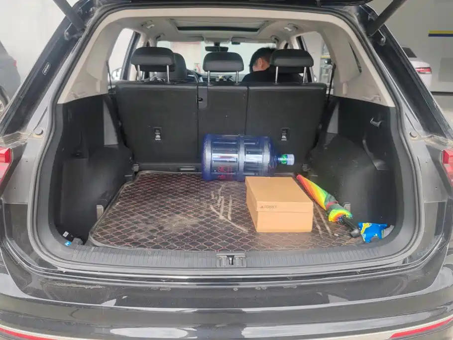 Tiguan L plug-in hybrid 2020 430PHEV plug-in hybrid flagship version купить на сайте DeffCars