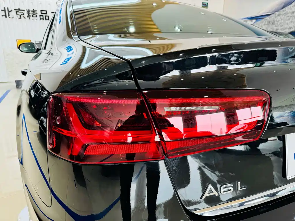 Audi A6L 2018 30th Anniversary Model 35 TFSI Fashion Model купить на сайте DeffCars
