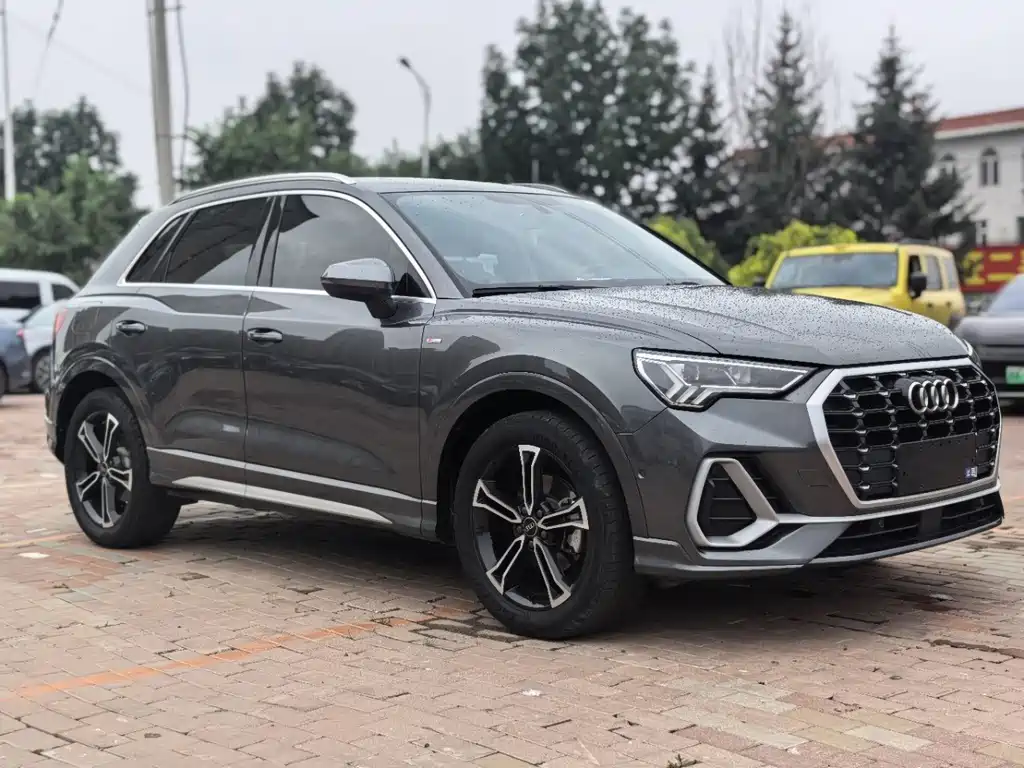 Audi Q3 2022款 35 TFSI 时尚动感型 купить на сайте DeffCars