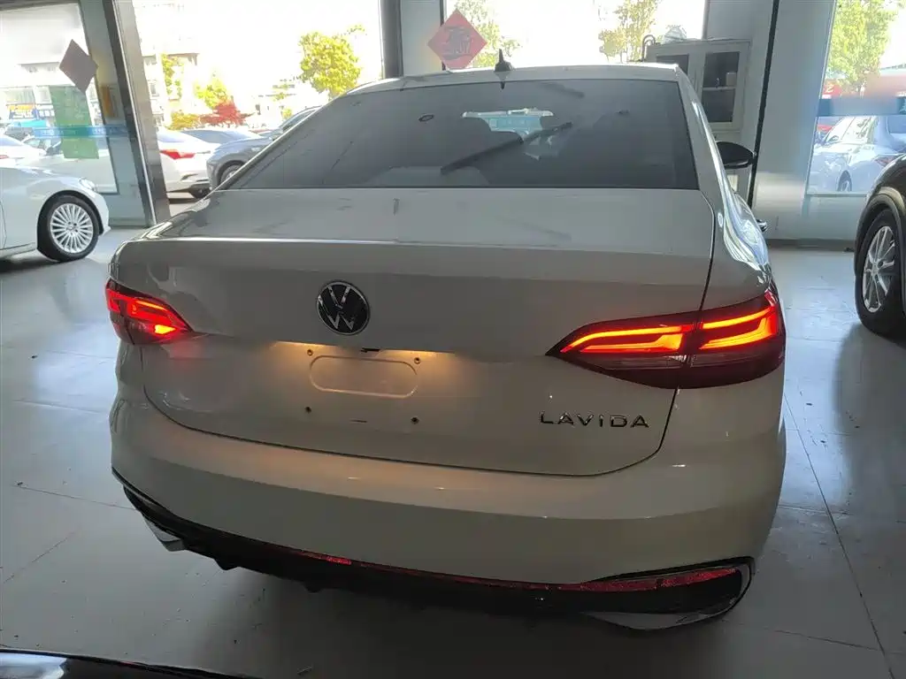 Lavida 2023 facelift 1.5L automatic starry sky 5 million version купить на сайте DeffCars