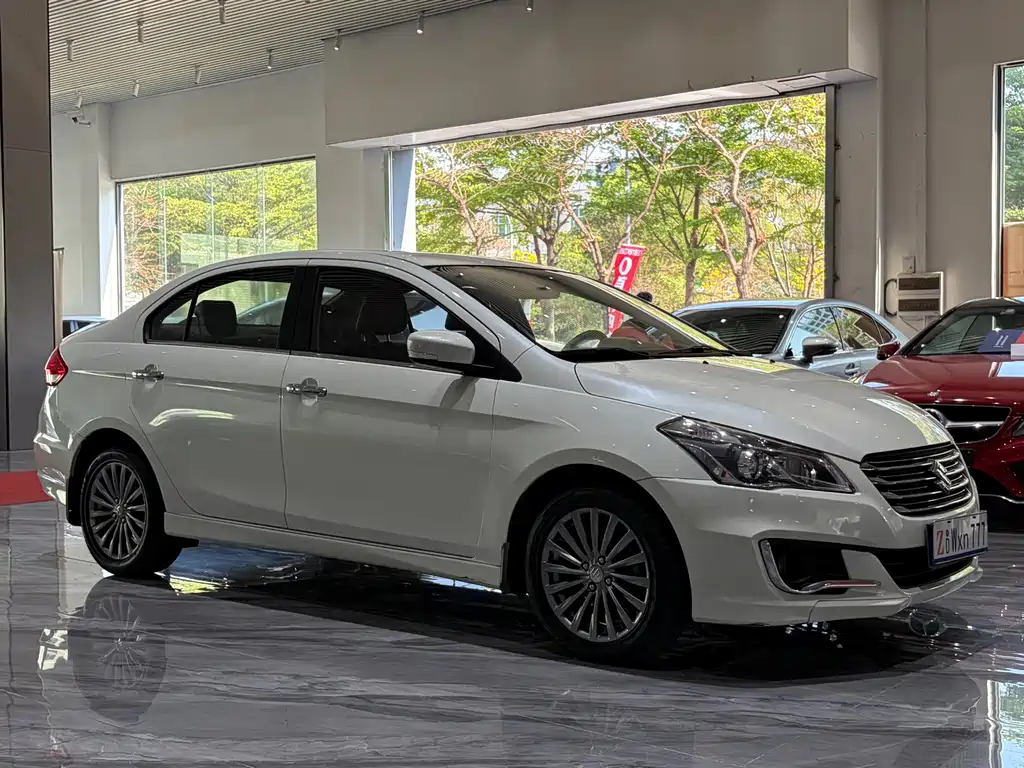 Qiyue 2015 1.6L automatic enjoyment type купить на сайте DeffCars