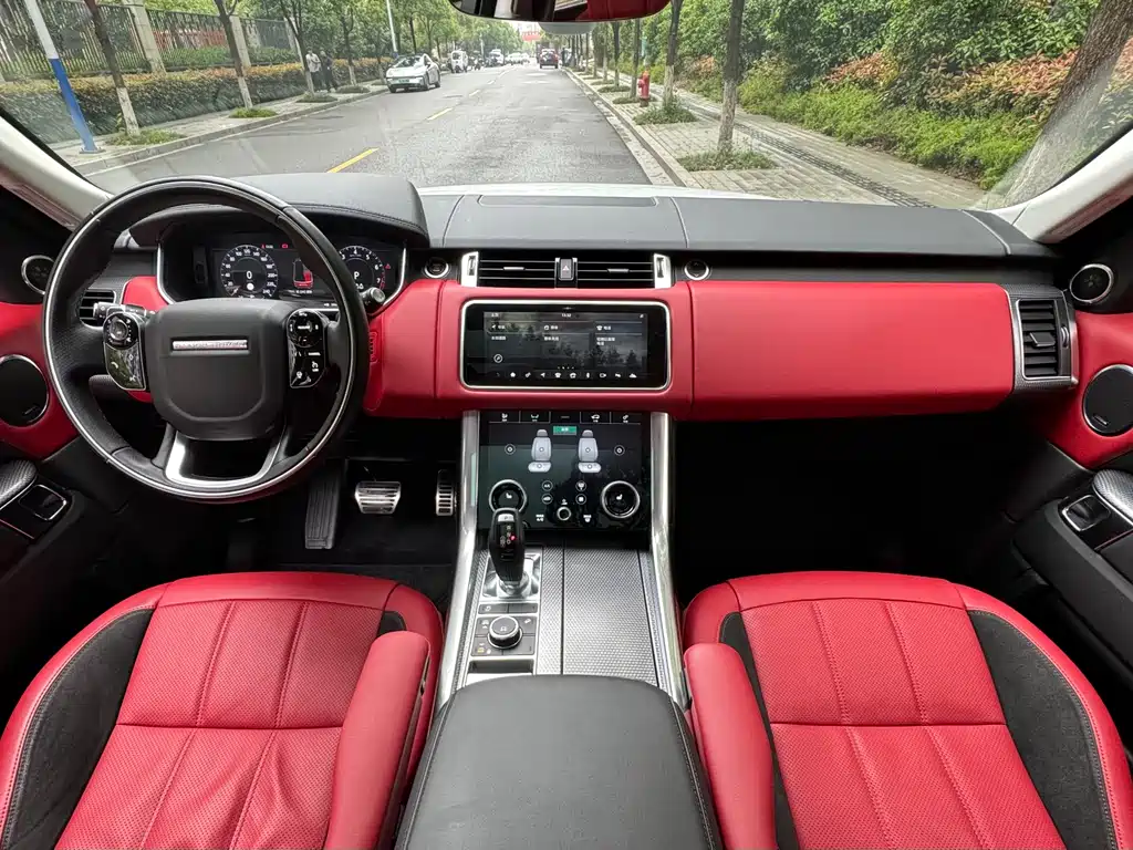 Range Rover Sport 2021 3.0 L6 Black Edition купить на сайте DeffCars