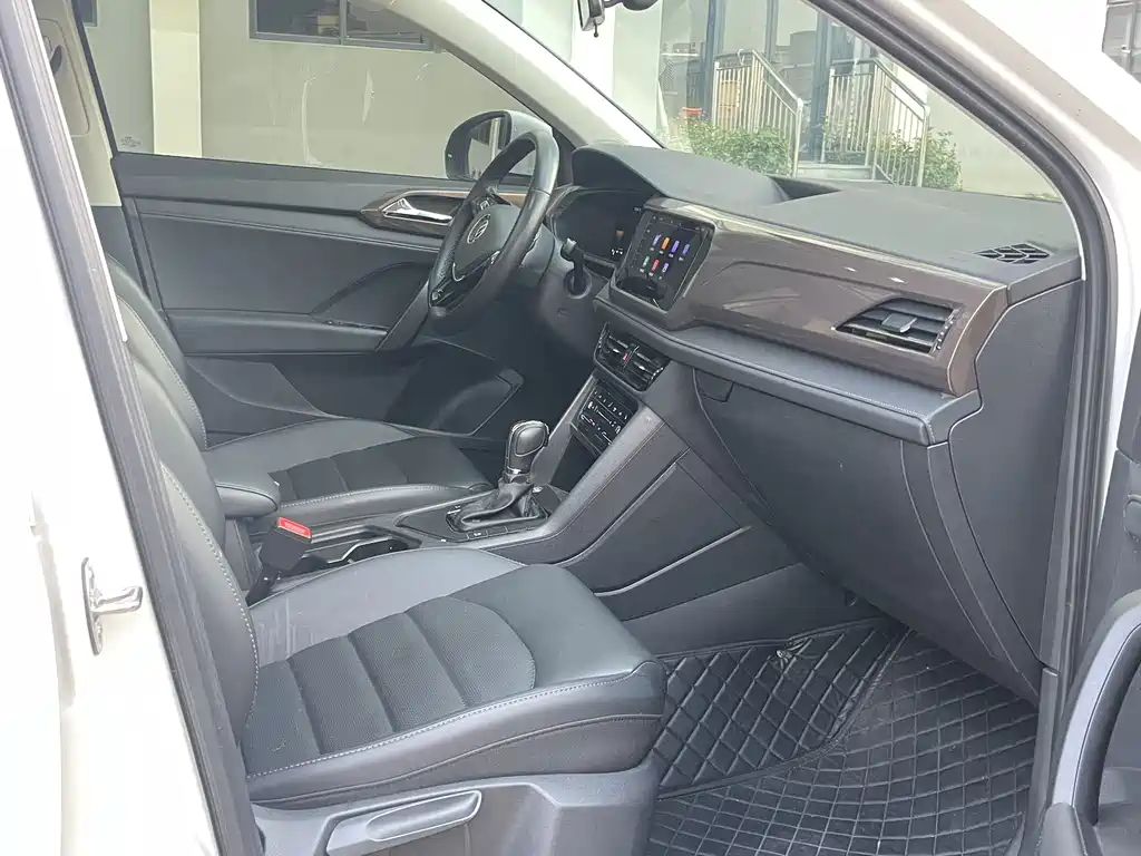 Tuyue 2022 280TSI two-wheel drive luxury version купить на сайте DeffCars
