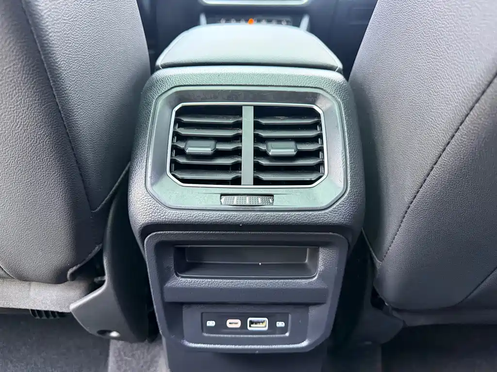 Tiguan L 2023 280TSI automatic two-wheel drive Chaochuang limited edition купить на сайте DeffCars