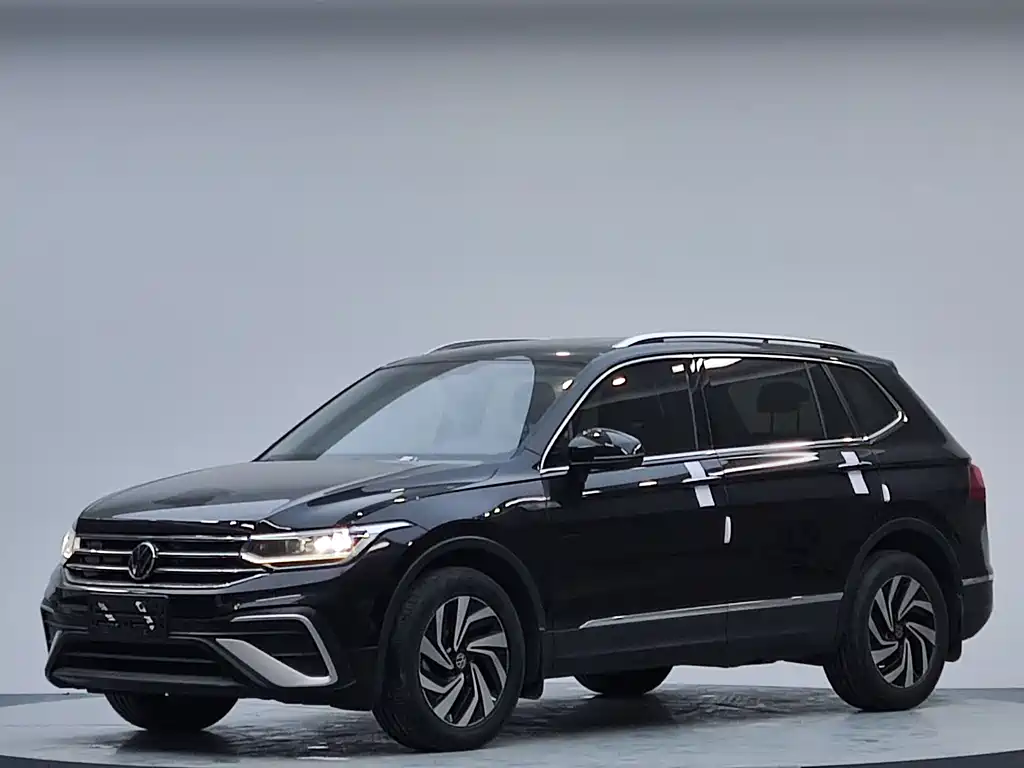 Tiguan L 2023 280TSI automatic two-wheel drive Chaochuang limited edition купить на сайте DeffCars