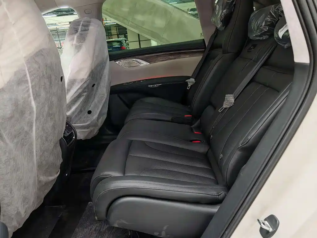 Zhiji LS7 2024 90kWh Max Elite rear-wheel drive version купить на сайте DeffCars