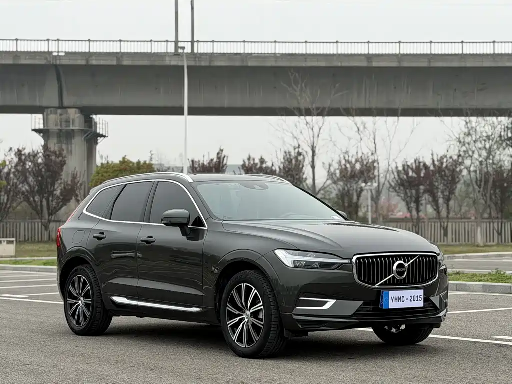 Volvo XC60 2021 T5 four-wheel drive Zhiyuan Deluxe Edition купить на сайте DeffCars