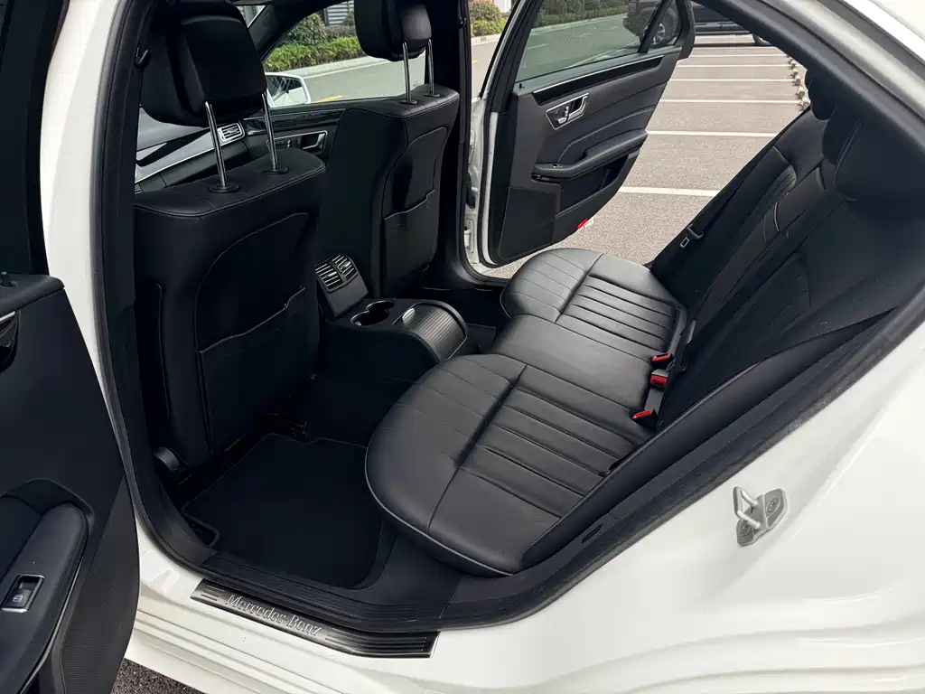 Mercedes-Benz E-Class 2015 E 260 L Sports купить на сайте DeffCars