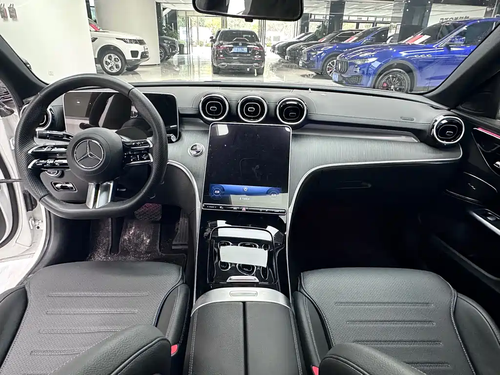 Mercedes-Benz C-Class 2023 facelift C 200 L sports version купить на сайте DeffCars