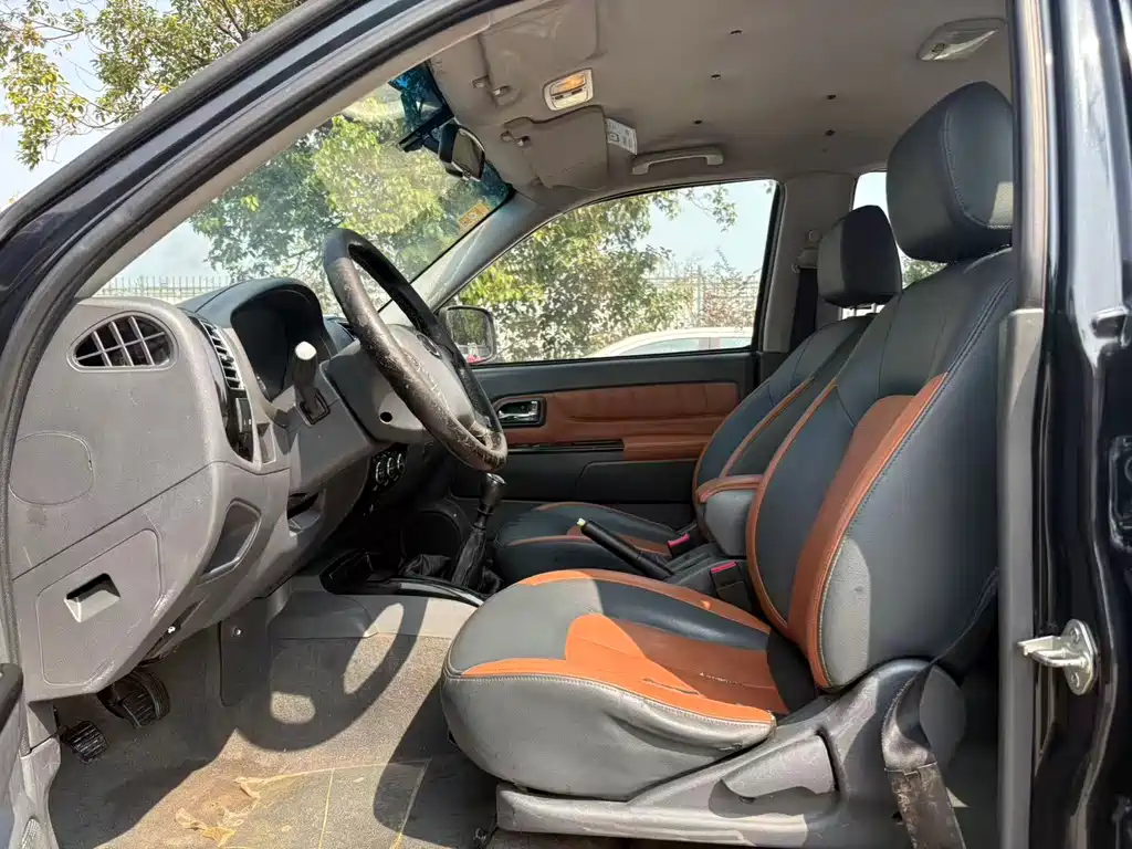 Fengjun 5 2017 2.0T European version diesel two-wheel drive pilot large double row GW4D20D купить на сайте DeffCars