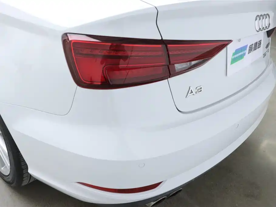Audi A3 2018 30th Anniversary Limousine 35 TFSI Enterprising купить на сайте DeffCars