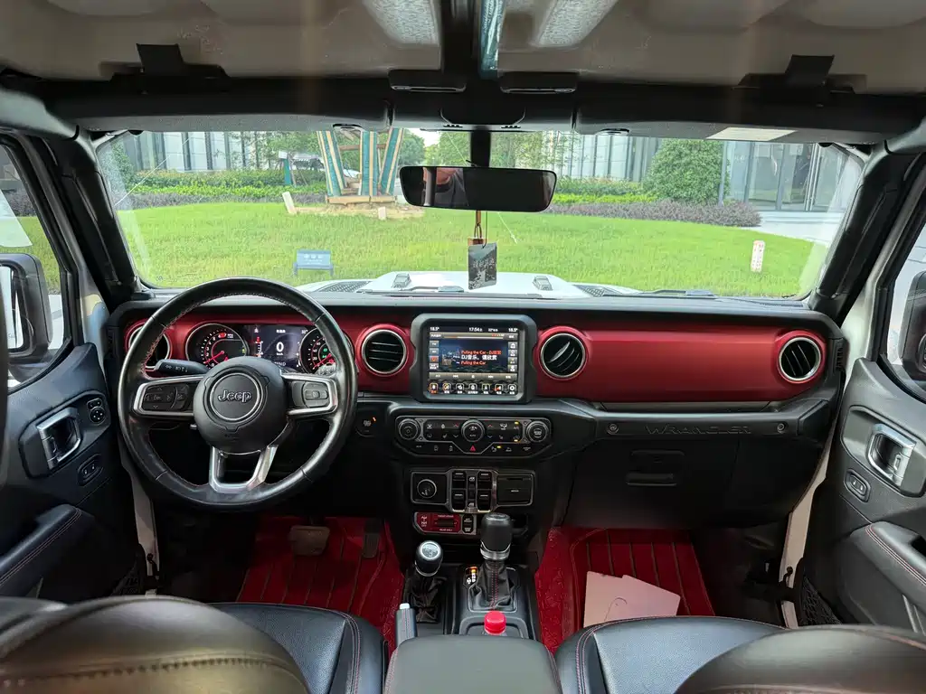 Wrangler 2021 2.0T Robin Hood Four-Door Edition купить на сайте DeffCars