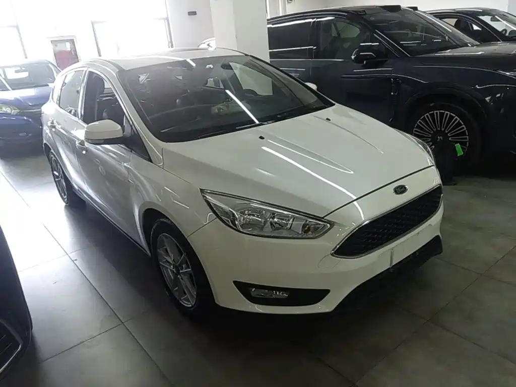 Focus 2018 hatchback classic 1.6L automatic stylish smart mobility version купить на сайте DeffCars