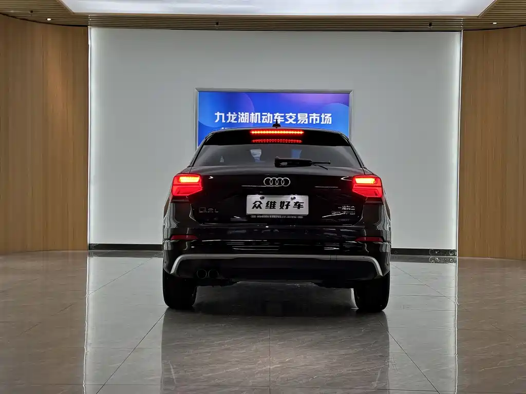 Audi Q2L 2018 35 TFSI Fashionable and Dynamic National VI купить на сайте DeffCars