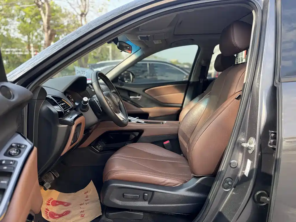 Acura CDX 2019 1.5T 2WD Exclusive Edition купить на сайте DeffCars