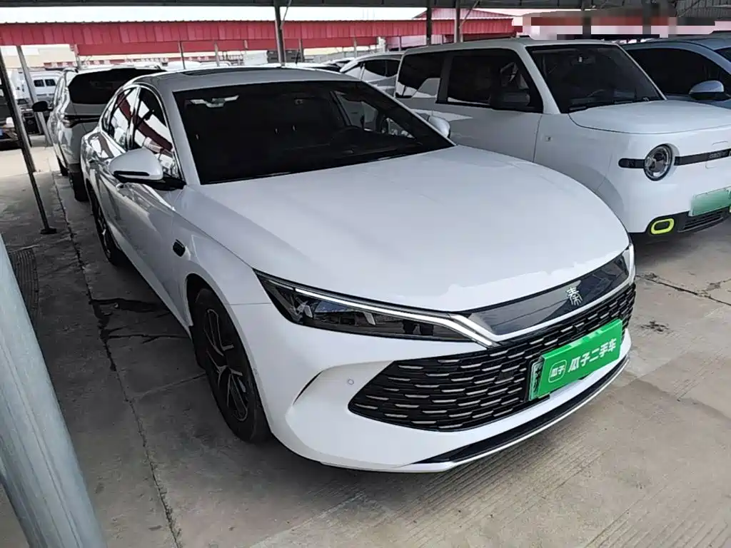 Qin L 2025 DM-i Smart Driving Edition 80KM Transcendent Type купить на сайте DeffCars