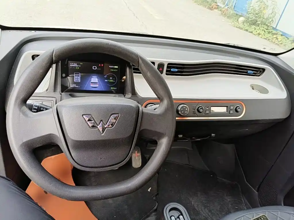 Hongguang MINIEV 2020 free model ternary lithium купить на сайте DeffCars