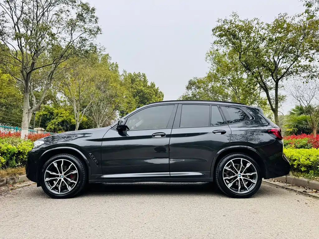 BMW X3 2023 xDrive30i Advanced M Night Package купить на сайте DeffCars