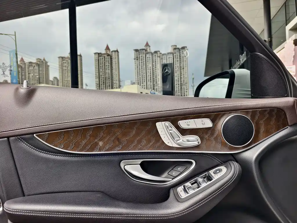 Mercedes-Benz GLC 2020 GLC 300 L 4MATIC Dynamic купить на сайте DeffCars