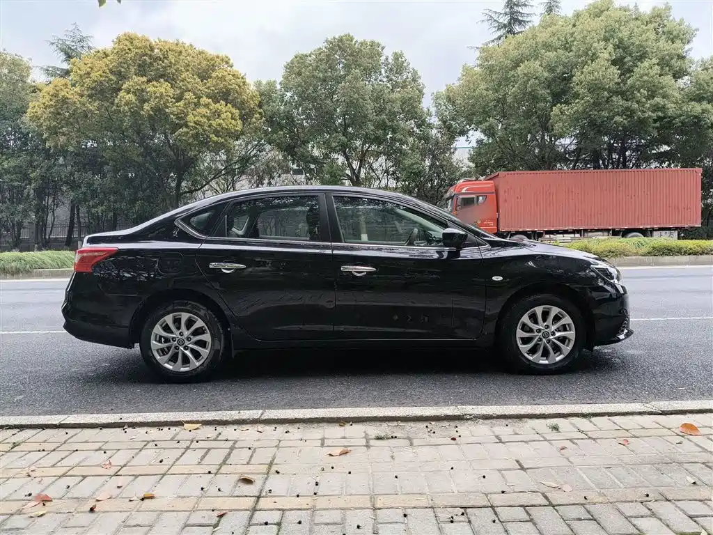 Sylphy 2022 Classic 1.6XE CVT Comfort Edition купить на сайте DeffCars