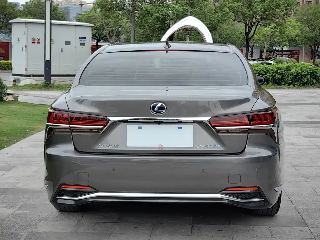 Lexus LS 2018 500h Excellence Edition National V купить на сайте DeffCars